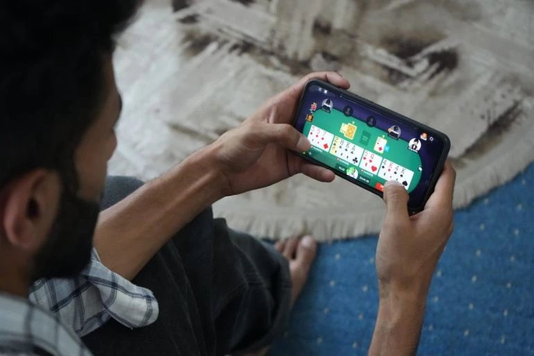 India's online gambling crisis: family suicide in Telangana
