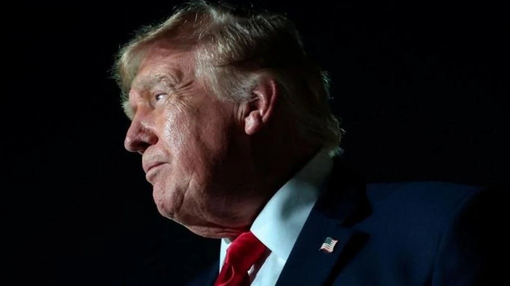 Trump to visit Ireland for two days, attend Irish Open at Doonbeg