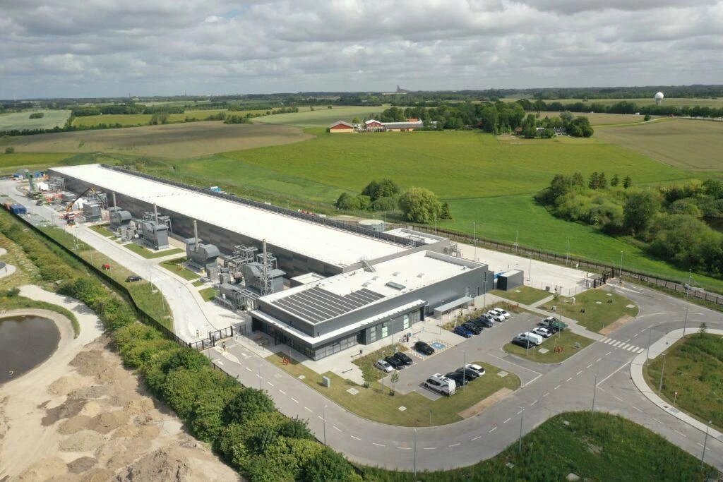 Microsoft plans to triple data center capacity to 38 GW by 2032