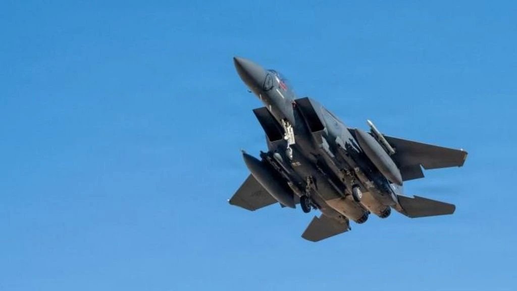 US aviator describes free-fall after F-15E shot down over Iran