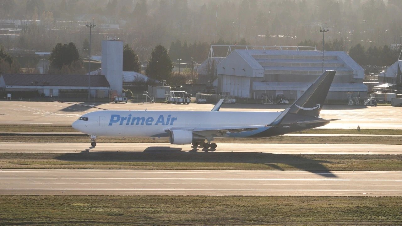 Amazon Майамидегі бес адам қаза тапқан апаттан кейін 21 Air-мен ынтымақтастықты тоқтатты