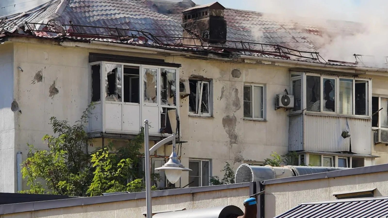 Ukraine drone attack injures five in Sochi, Russia says 399 UAVs intercepted