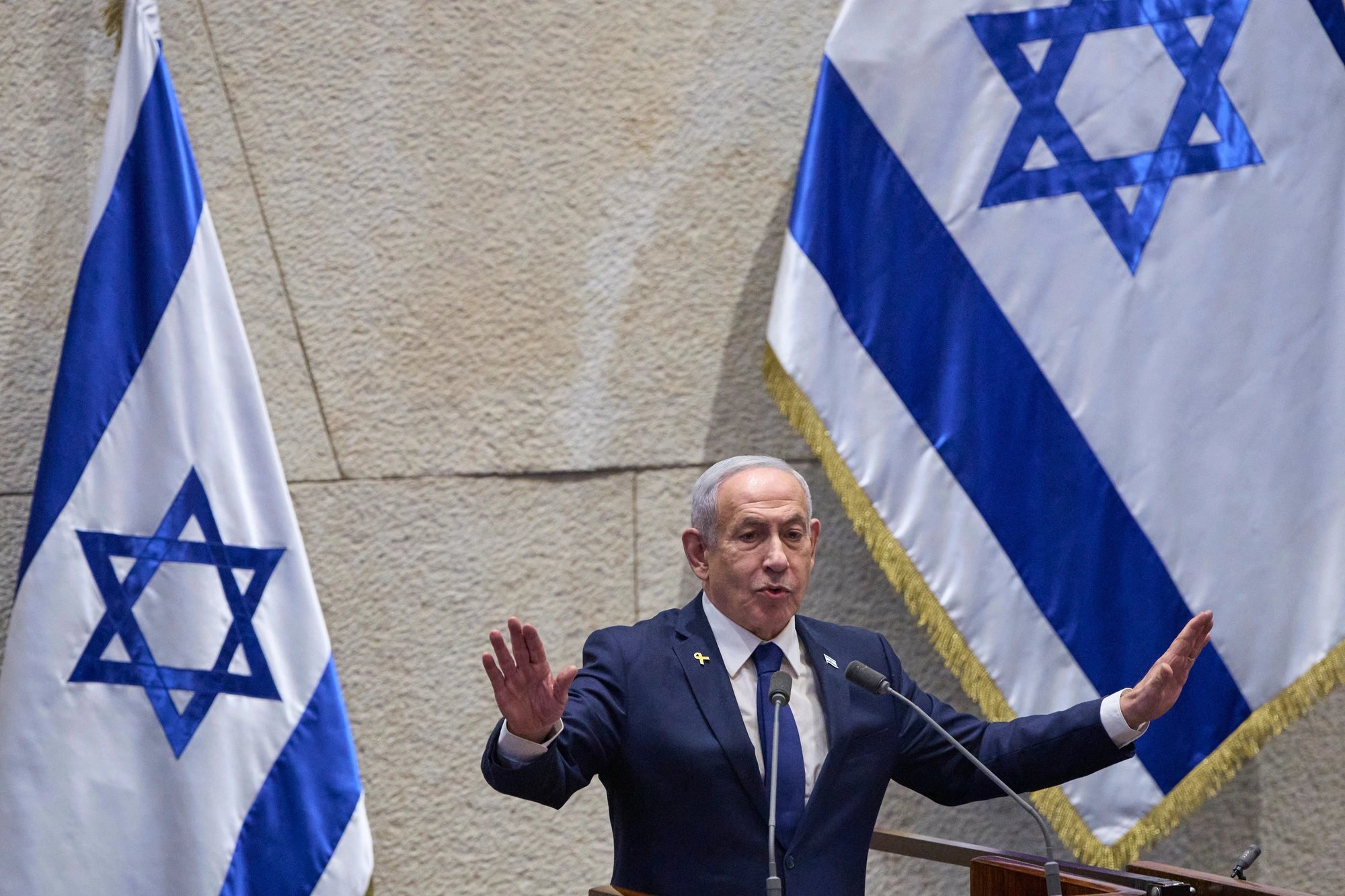 Netanyahu orders bills to strip citizenship for defaming Israeli soldiers