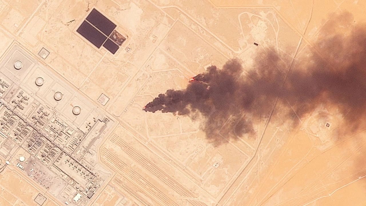 Saudi Aramco приостановит поставки нефти в Европу в октябре после атаки на трубопровод