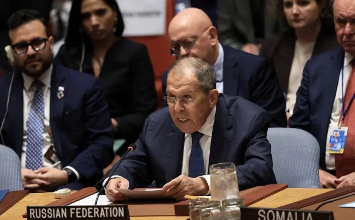Лавров: Россия не будет делать паузу в спецоперации во время переговоров