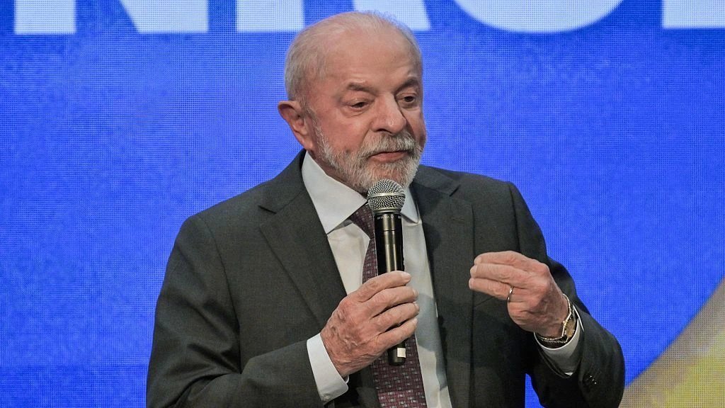 Лула Бразилия президенттік сайлауынан бір апта бұрын онлайн құмар ойындарға тыйым салды