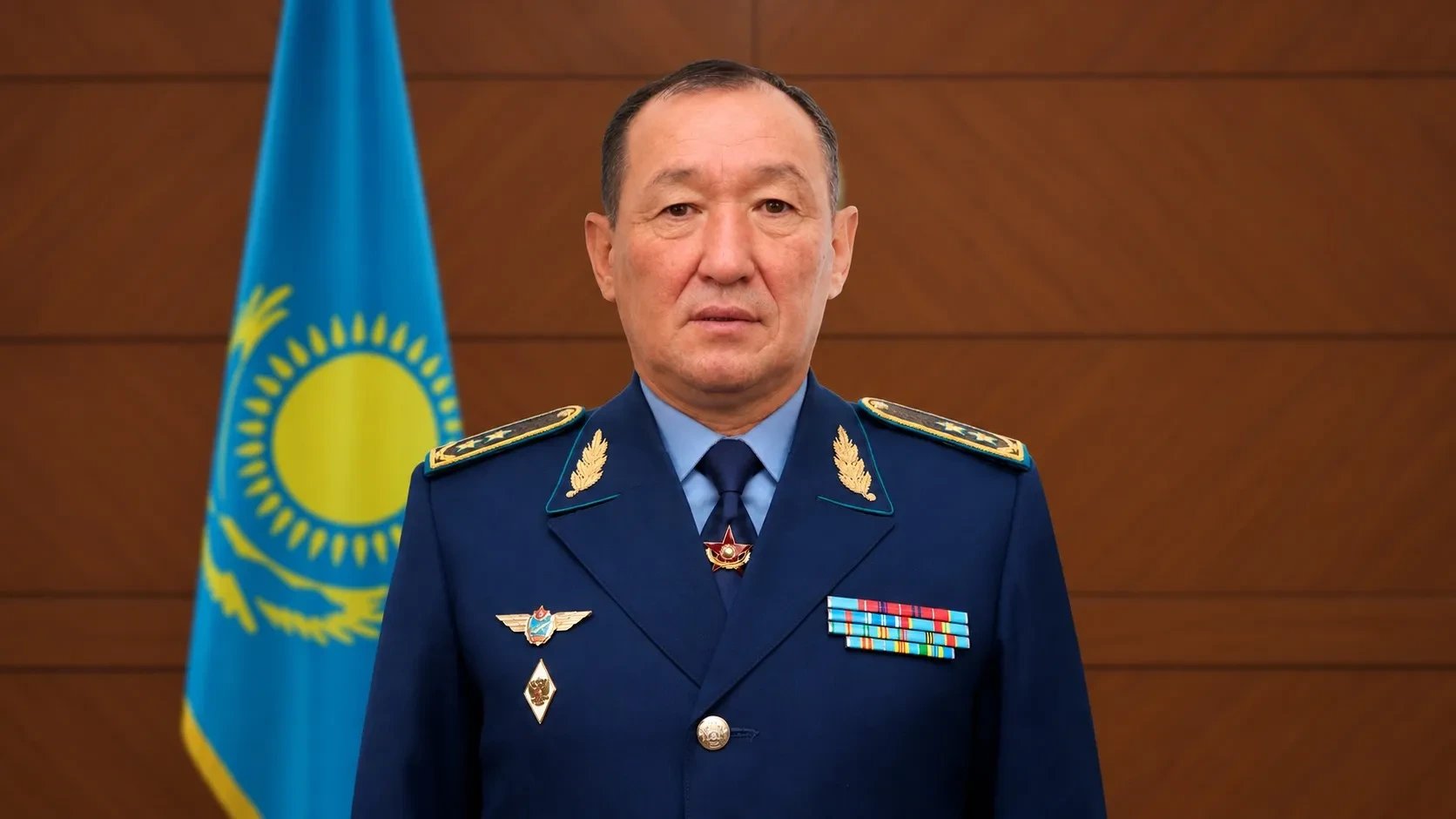Тоқаев Каспийдегі оқу-жаттығуда 14 әскери қызметкер қаза тапқаннан кейін қорғаныс министрі Қосановты қызметінен босатты