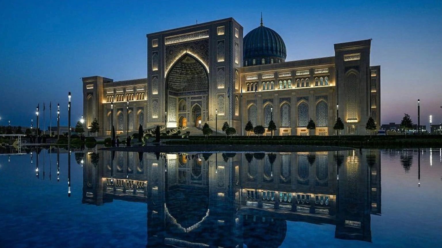 Uzbekistan sells 7 ministry buildings in Tashkent for 868.8 billion soums