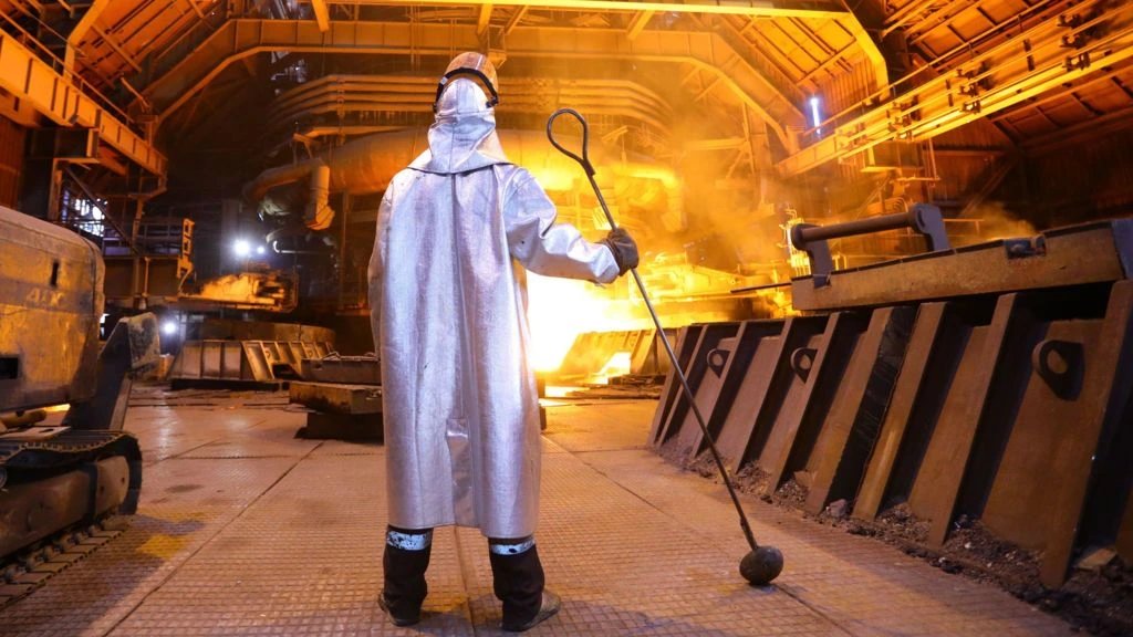 Российские ракетные удары остановили завод «Запорожсталь», погибли 8 человек