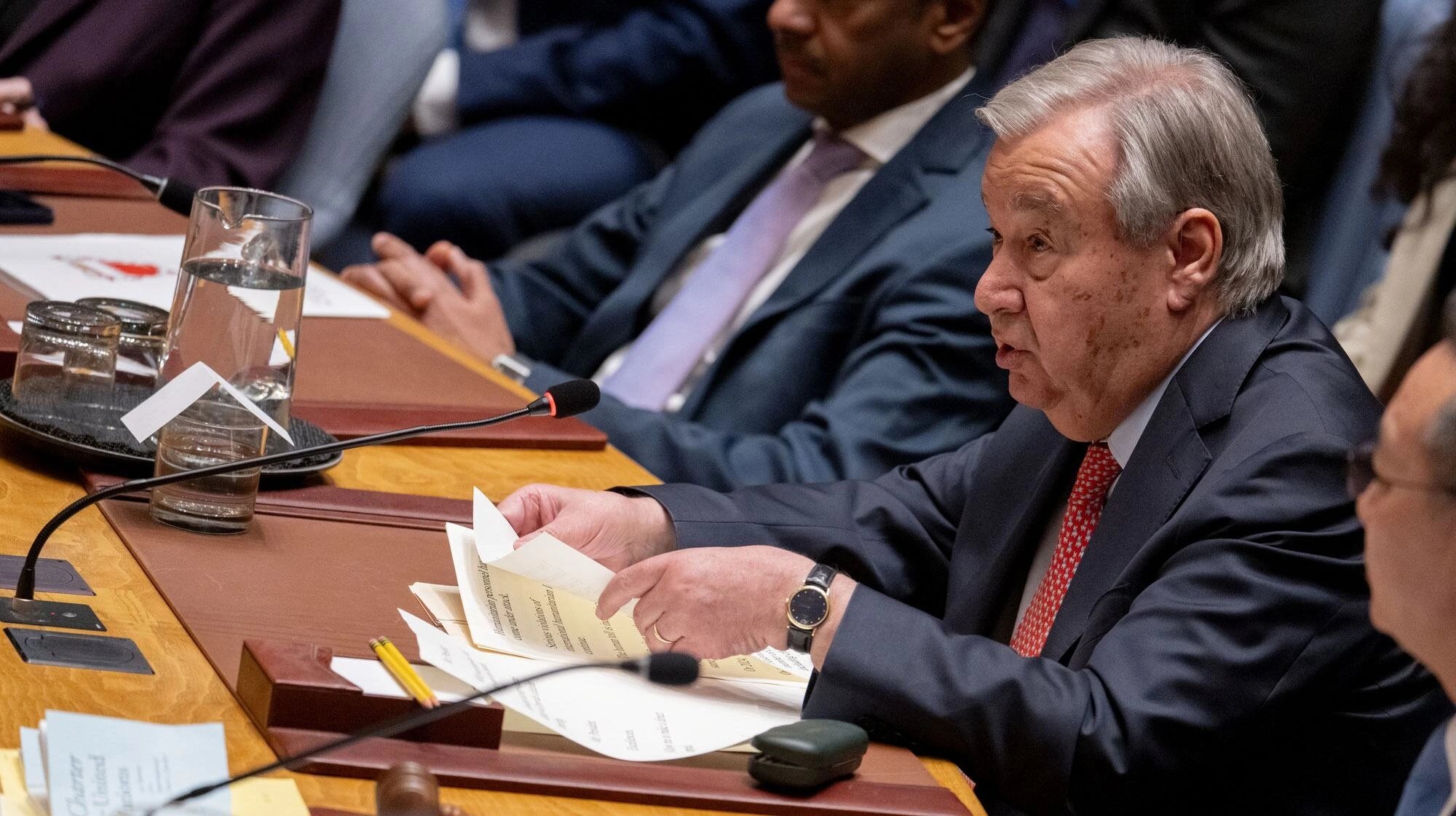 БҰҰ құқық қорғау басшысы Украинадағы соғысты тоқтату үшін шұғыл әрекетке шақырды