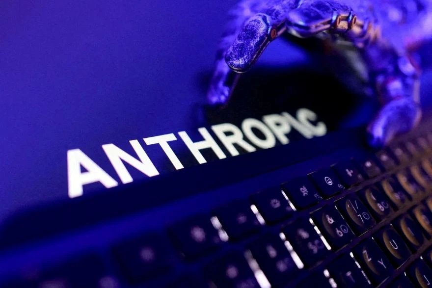 Anthropic IPO өтінімінде ИИ модельдері өшіруге қарсы тұрып, ақпаратты бұрмалауы мүмкін деп ескертеді