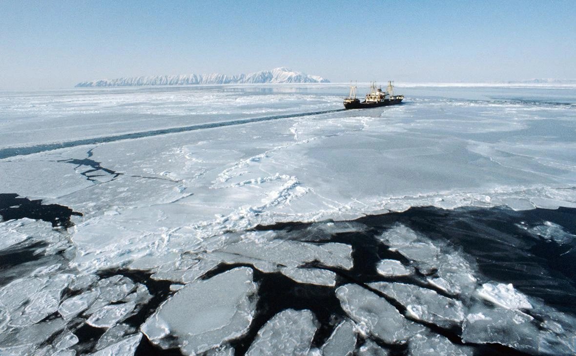 Китай приостановил контейнерные перевозки в Европу по Севморпути до 2027 года