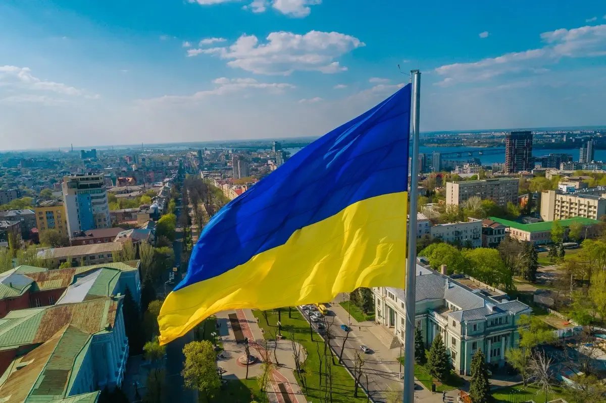 Украина исключила русский язык из числа защищаемых