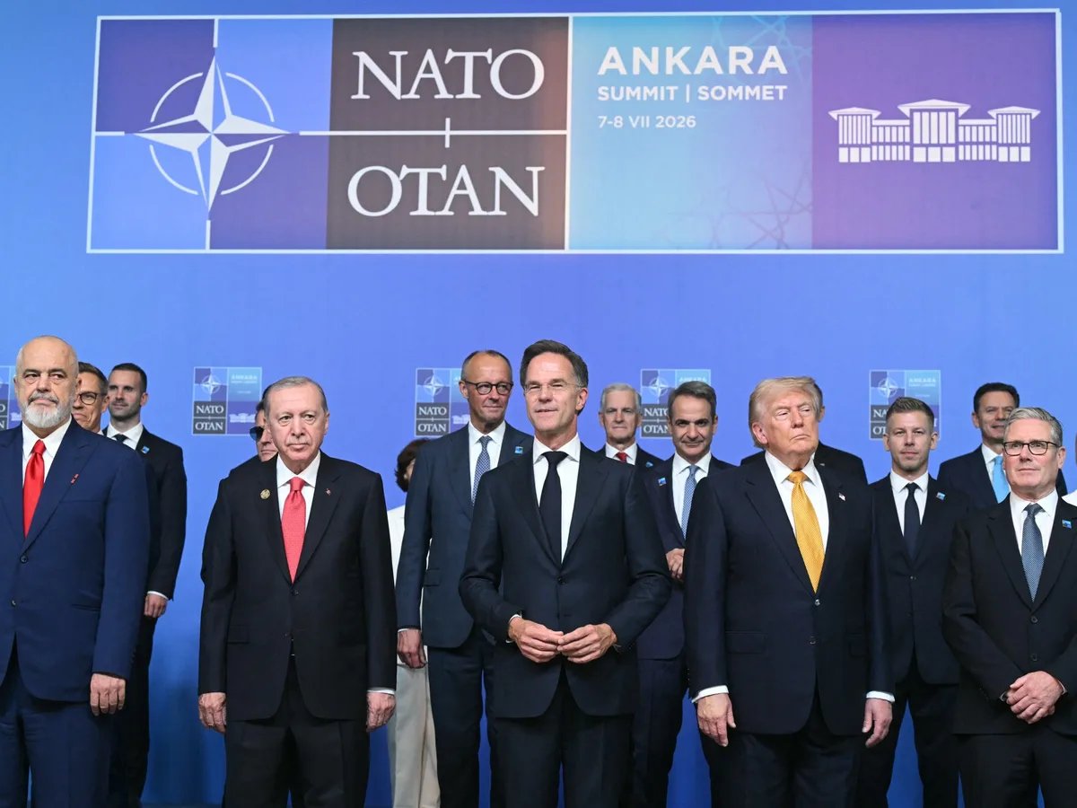 НАТО поддерживает Украину на фоне критики Трампа в адрес Испании и Гренландии