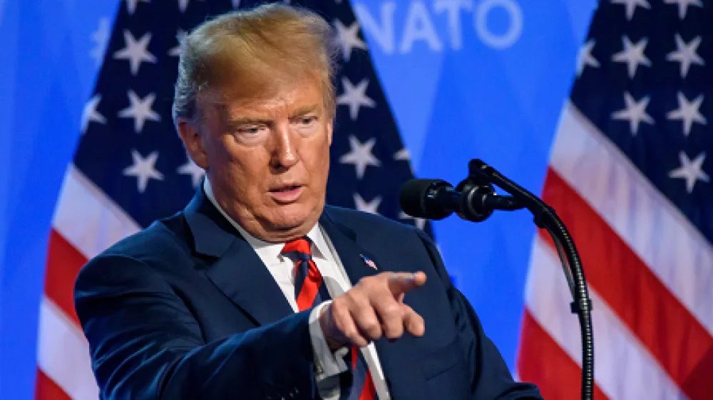 Трамп заявил, что Иран сильно пострадает в понедельник и вторник