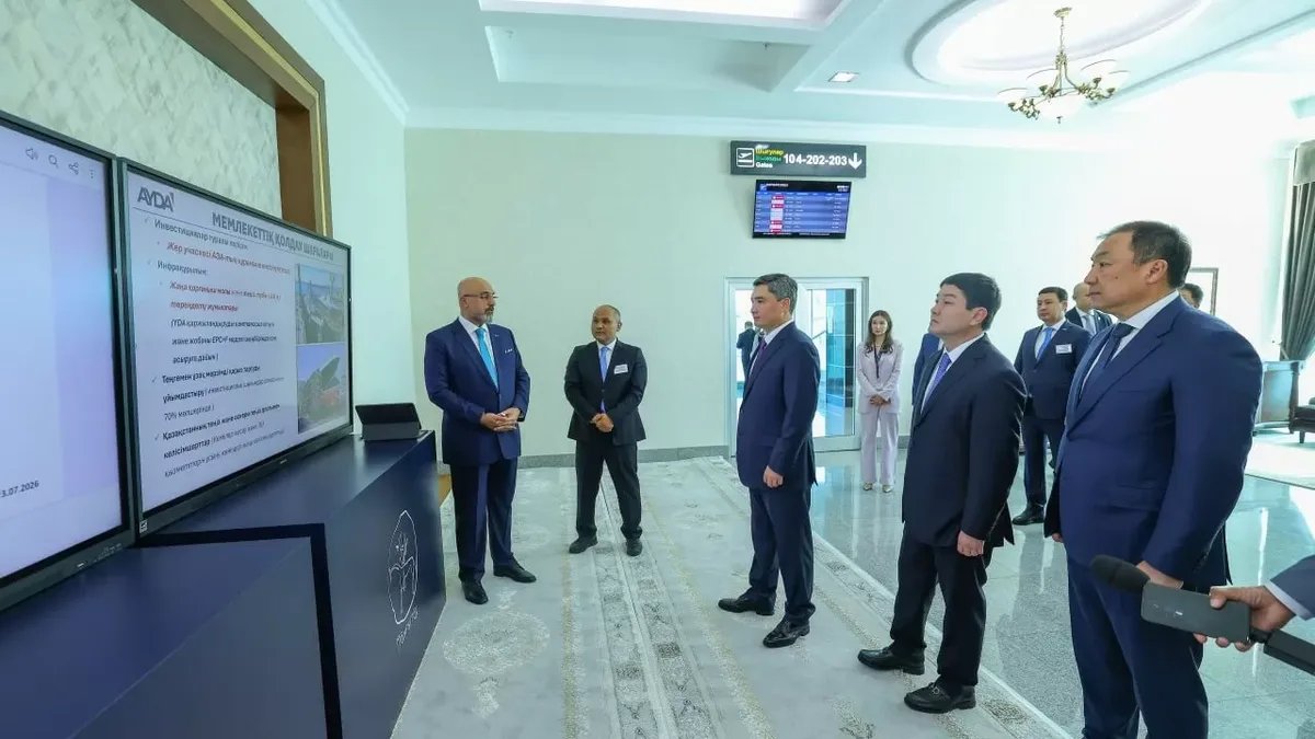 Kazakhstan to build shipyard, terminal on Caspian for $1.2 bln