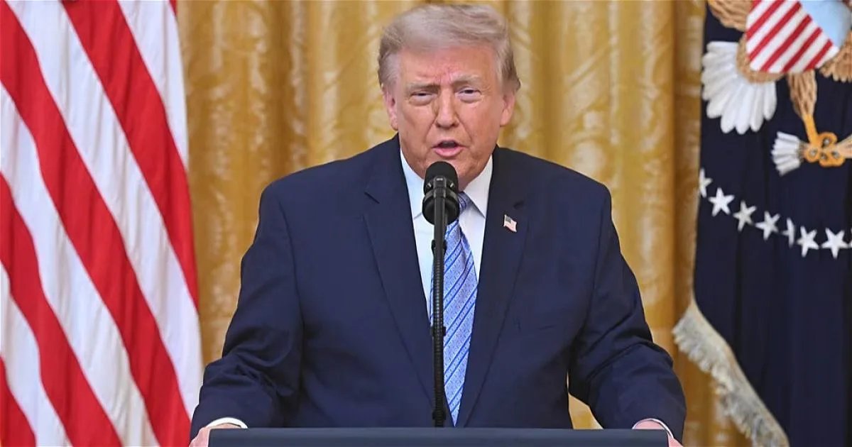 Трамп пригрозил ударами по Ирану из-за атак хуситов на саудовские танкеры