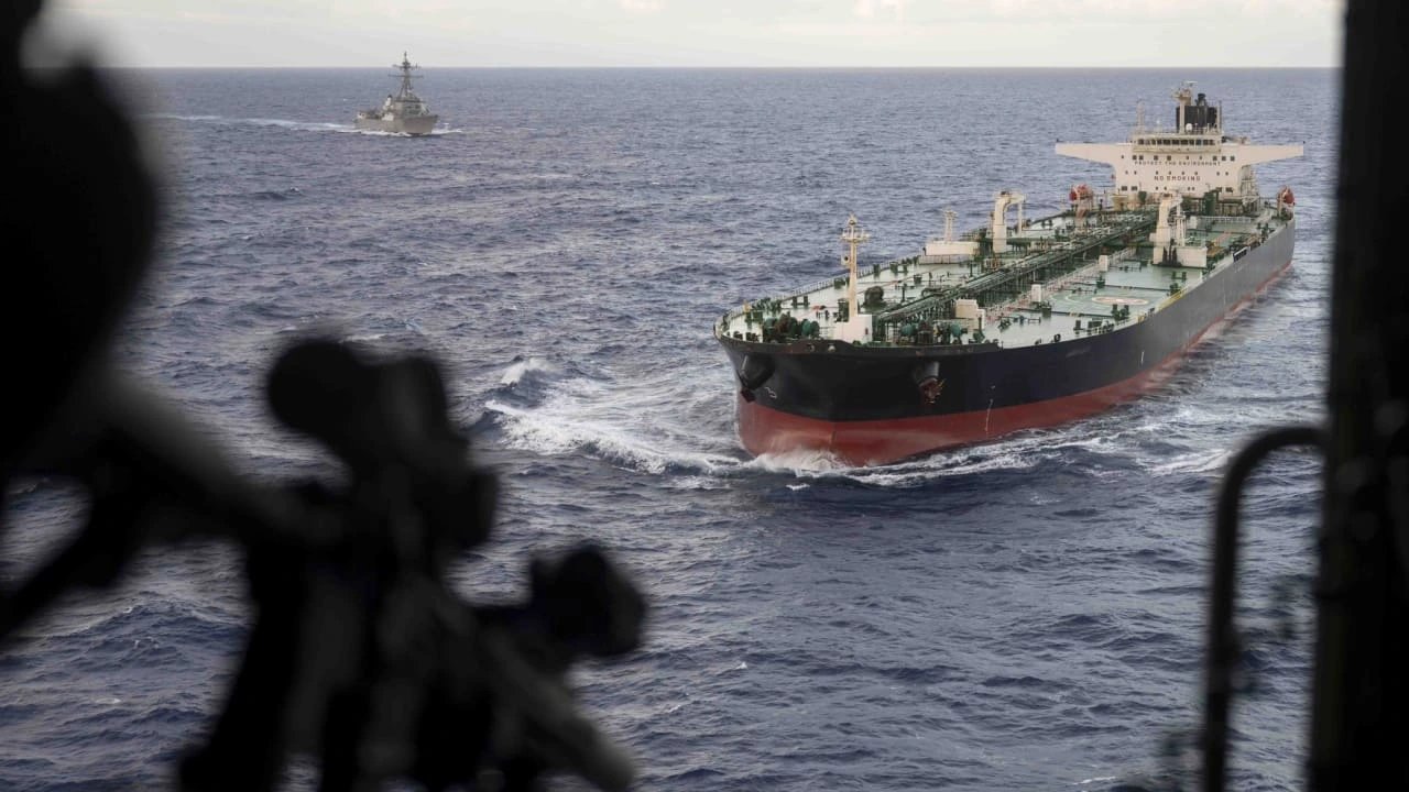 Аналитики: угрозы для нефтяных танкеров на Ближнем Востоке достигли пика с начала войны с Ираном