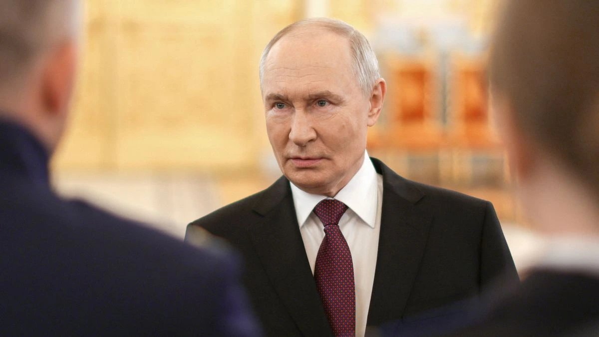 Putin signs law allowing convicts for drug smuggling, banditry to join Russian military