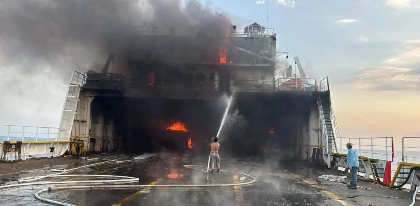 Турция предложила России и Украине мораторий на удары по судам в Черном море