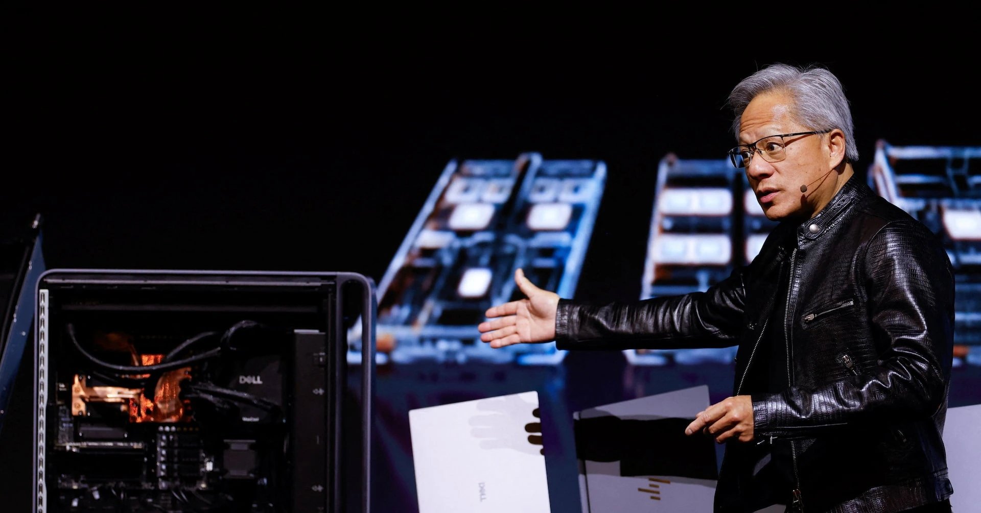 Дженсен Хуанг возглавляет рывок Nvidia в области ИИ стоимостью $500 млрд