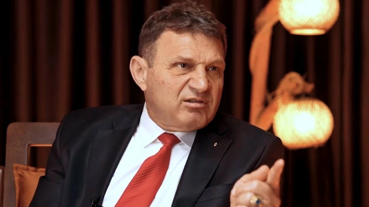 Бақыркөй прокуратурасы отставкадағы адмирал Түркер Ертүрікке қатысты тергеу бастады.