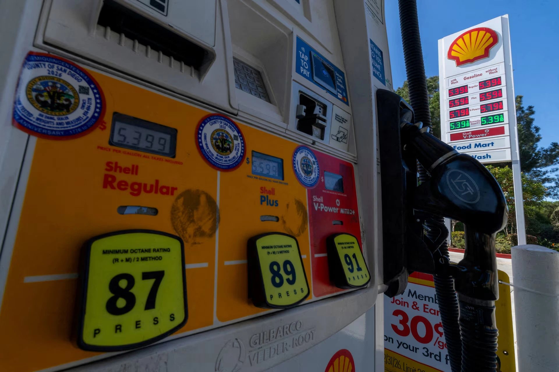 ExxonMobil, Chevron, Shell, TotalEnergies and BP post record nearly $70 bln Q2 free cash flow
