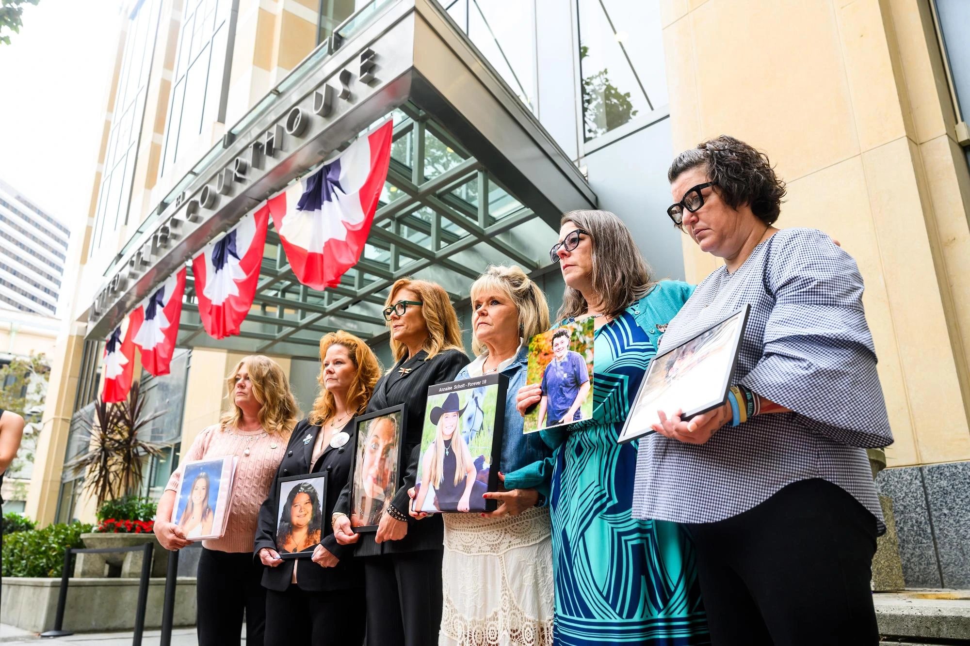 29-state US Meta youth mental health lawsuits test social media liability