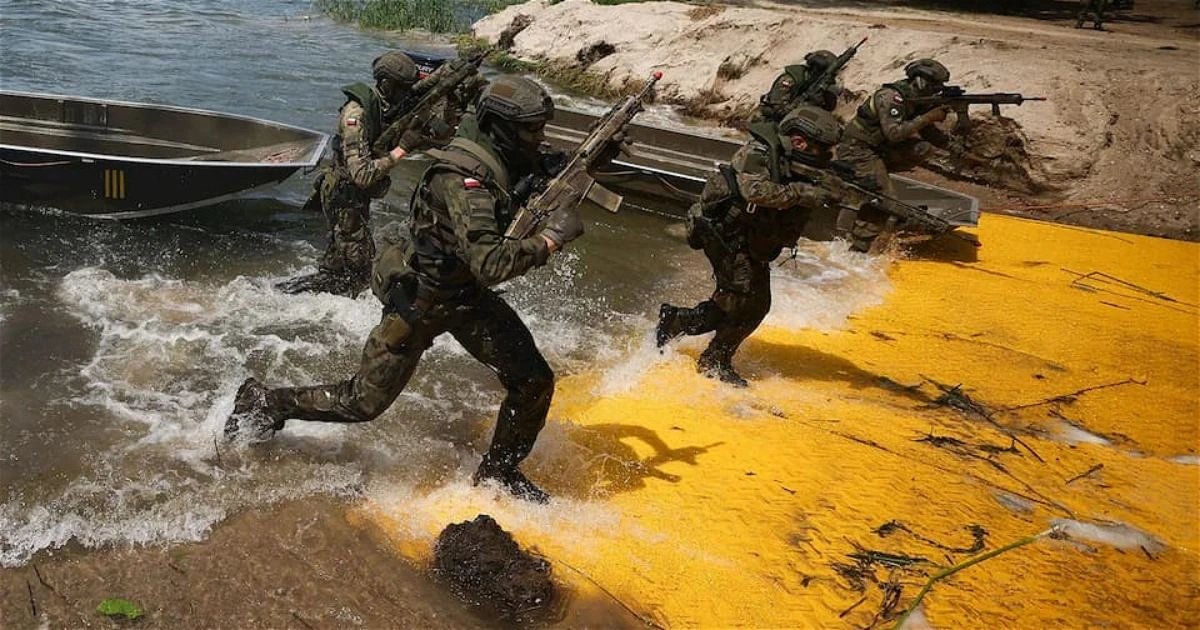 The Telegraph: US warns of possible Russian provocation in Poland