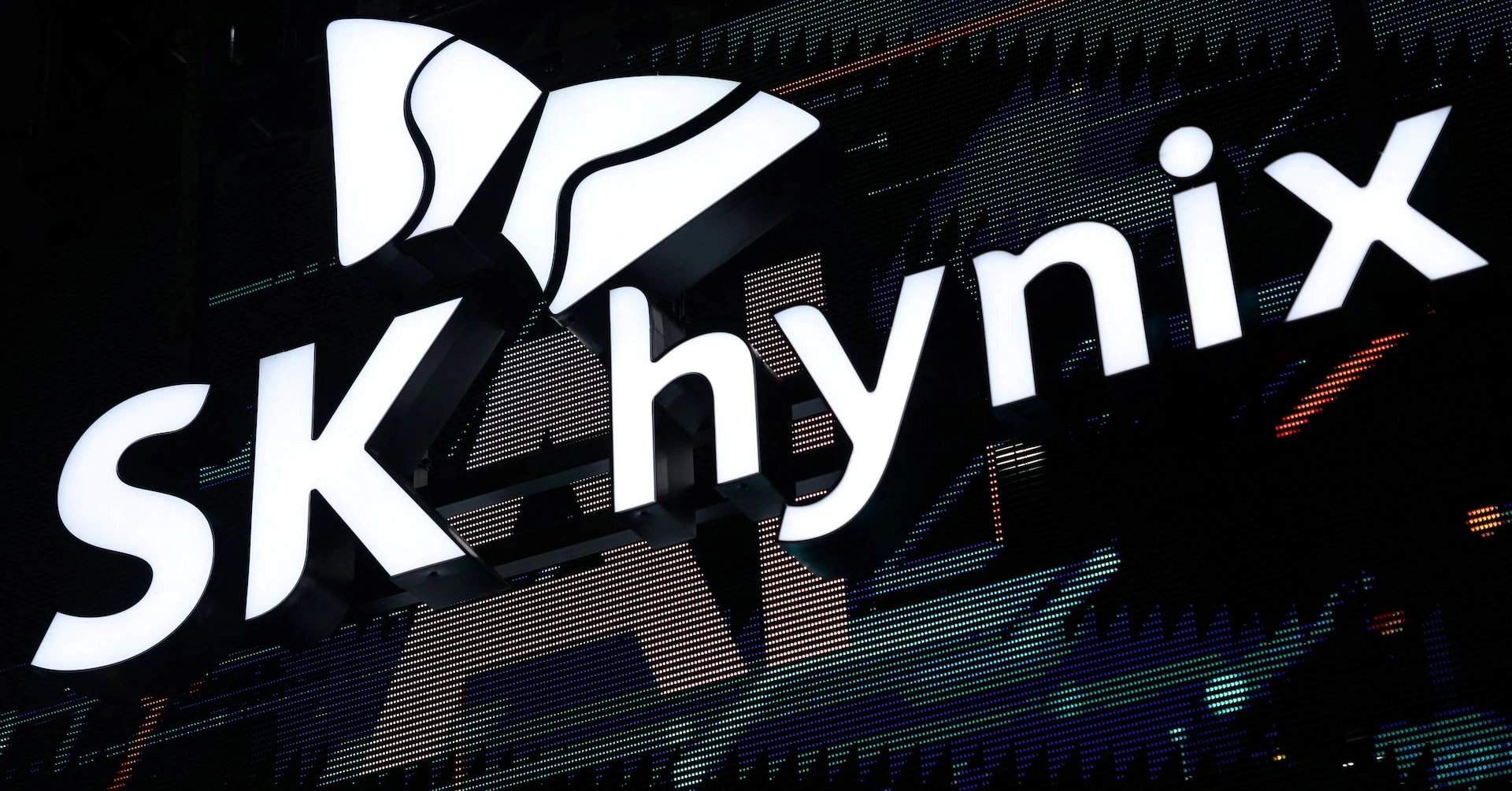 Reuters Breakingviews публикует комментарий о денежной дилемме SK Hynix и Korea Inc