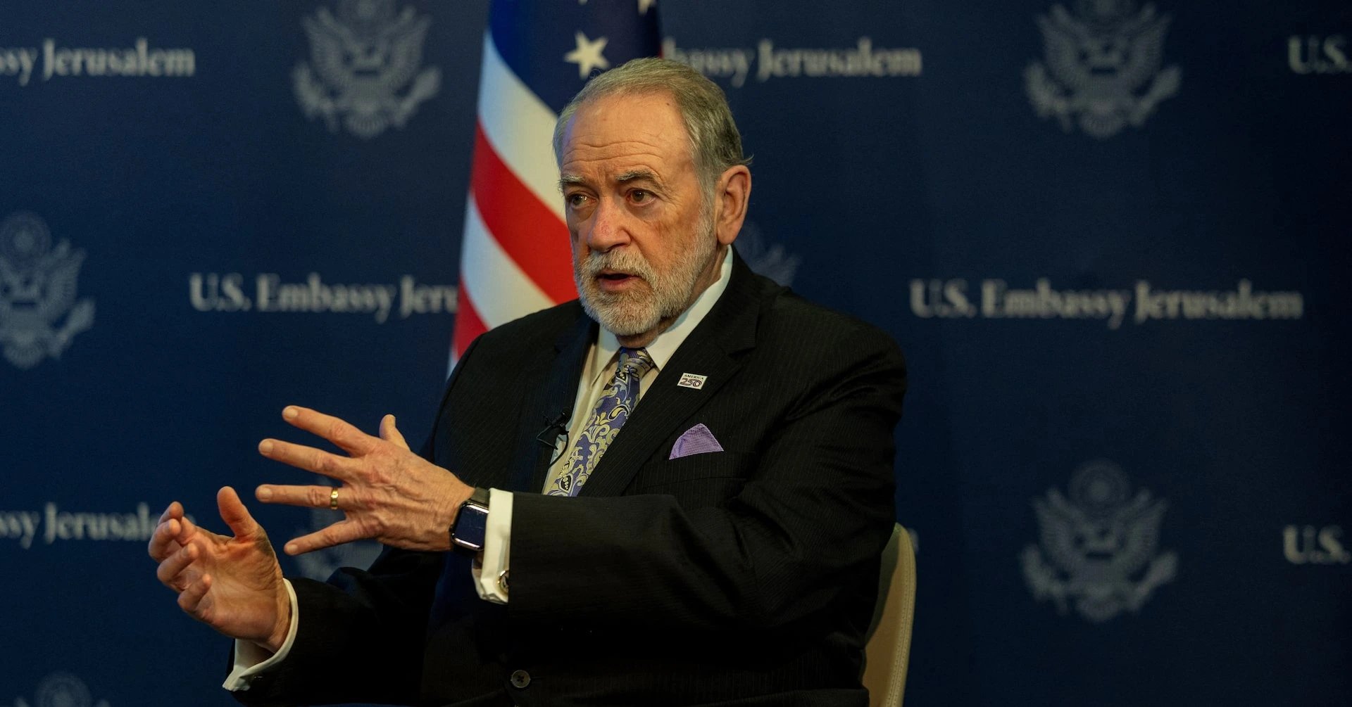 Huckabee warns Israeli settlers not to take Palestinian American property
