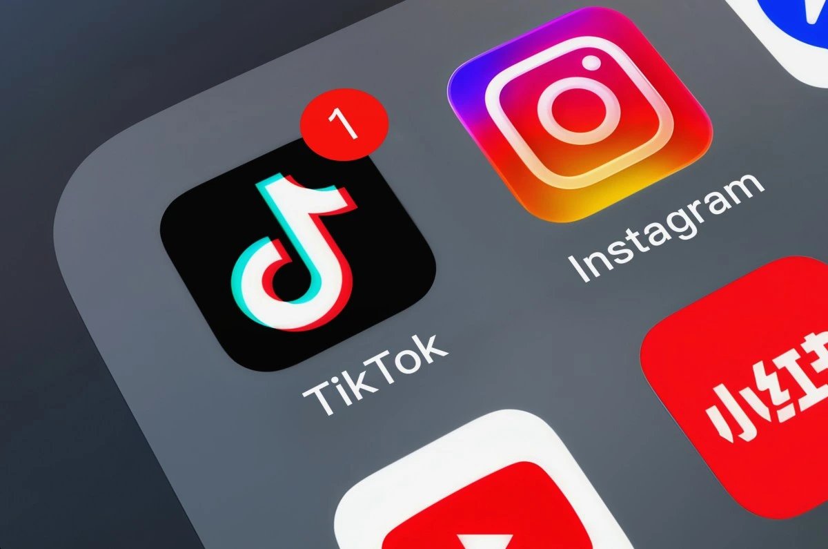 Блэкберн и Блюменталь потребовали от TikTok объяснений по эксперименту до 1 сентября