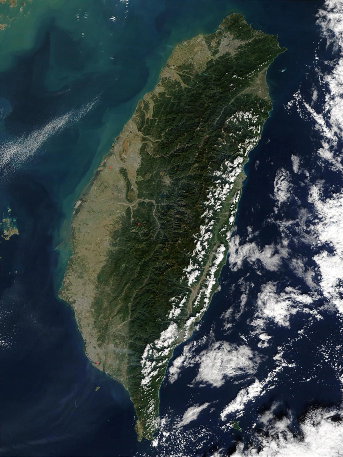 China Shifts Taiwan Pressure to Gray-Zone Tactics as PLA Flights Fall