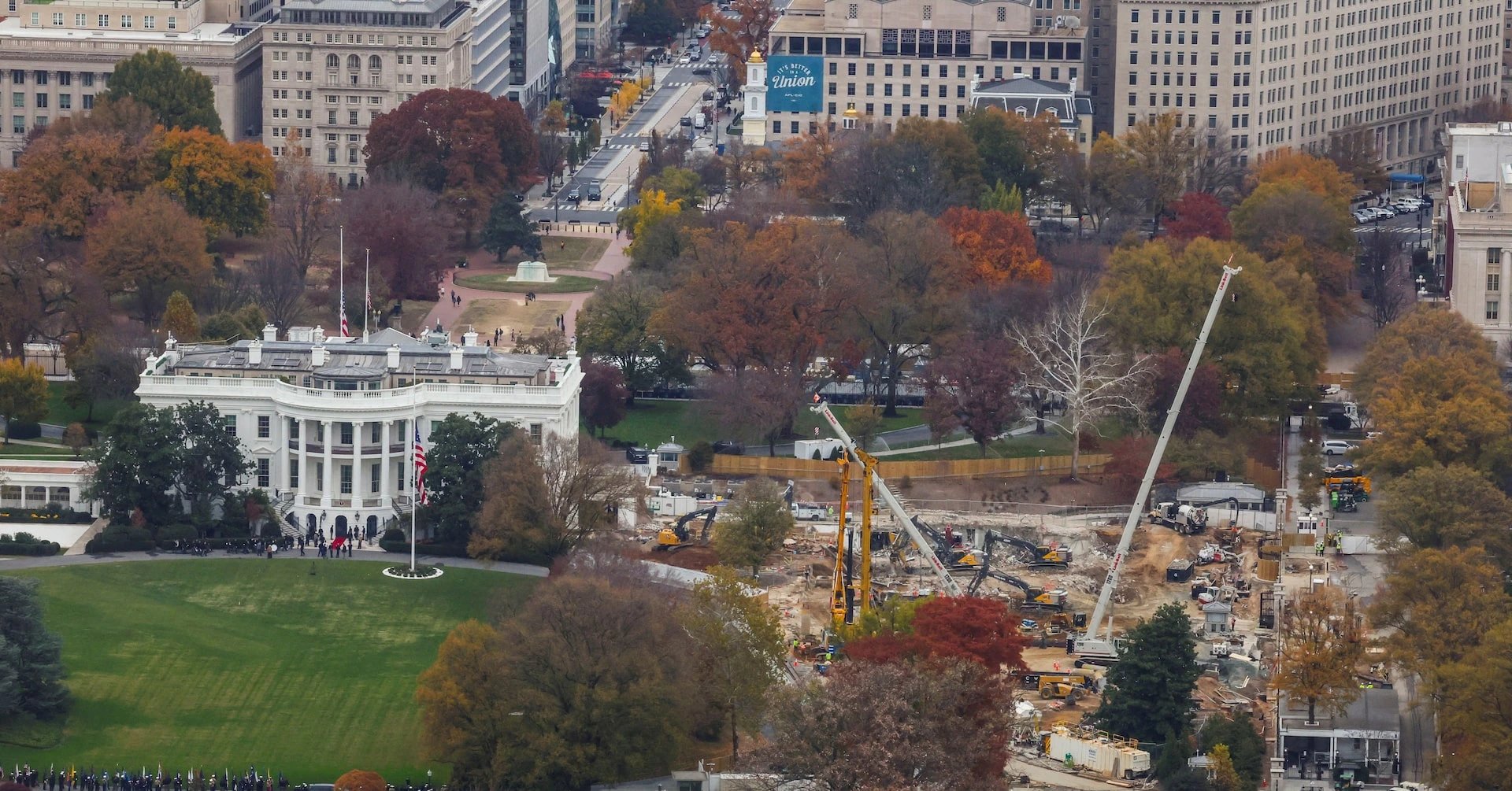 Supreme Court pauses order halting Trump White House ballroom construction