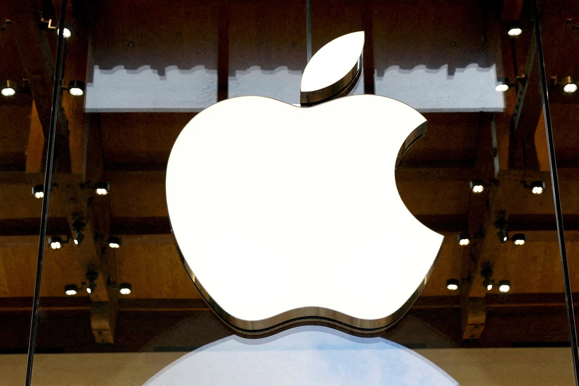 Apple выплатила Ирландии $17,1 млрд налогов — 40% мировых отчислений