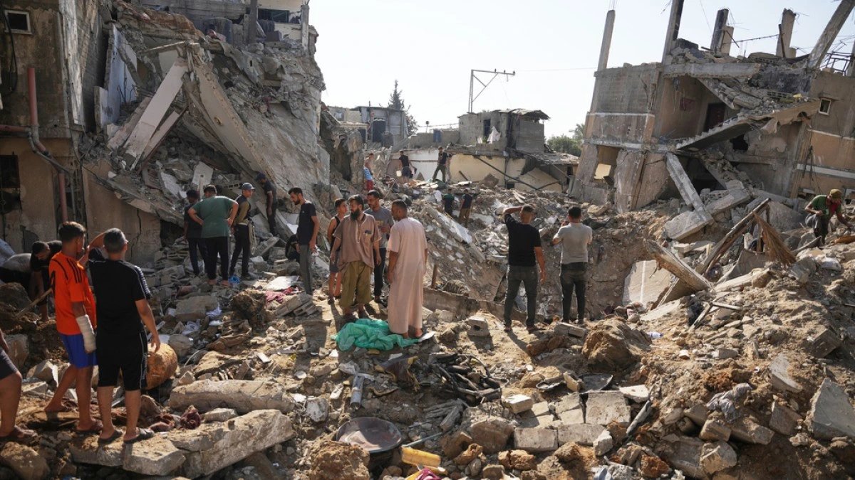 102 ex-diplomats urge France, UK to sanction Israel over Palestine