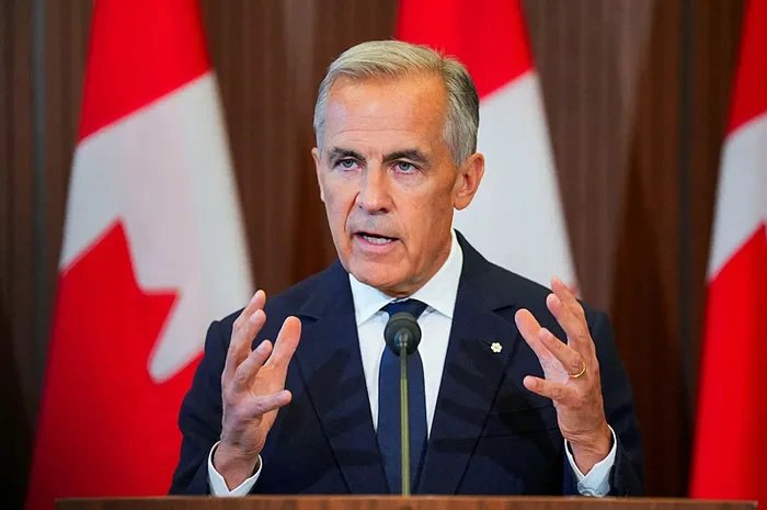 Trump says Canada wants state benefits without becoming US state