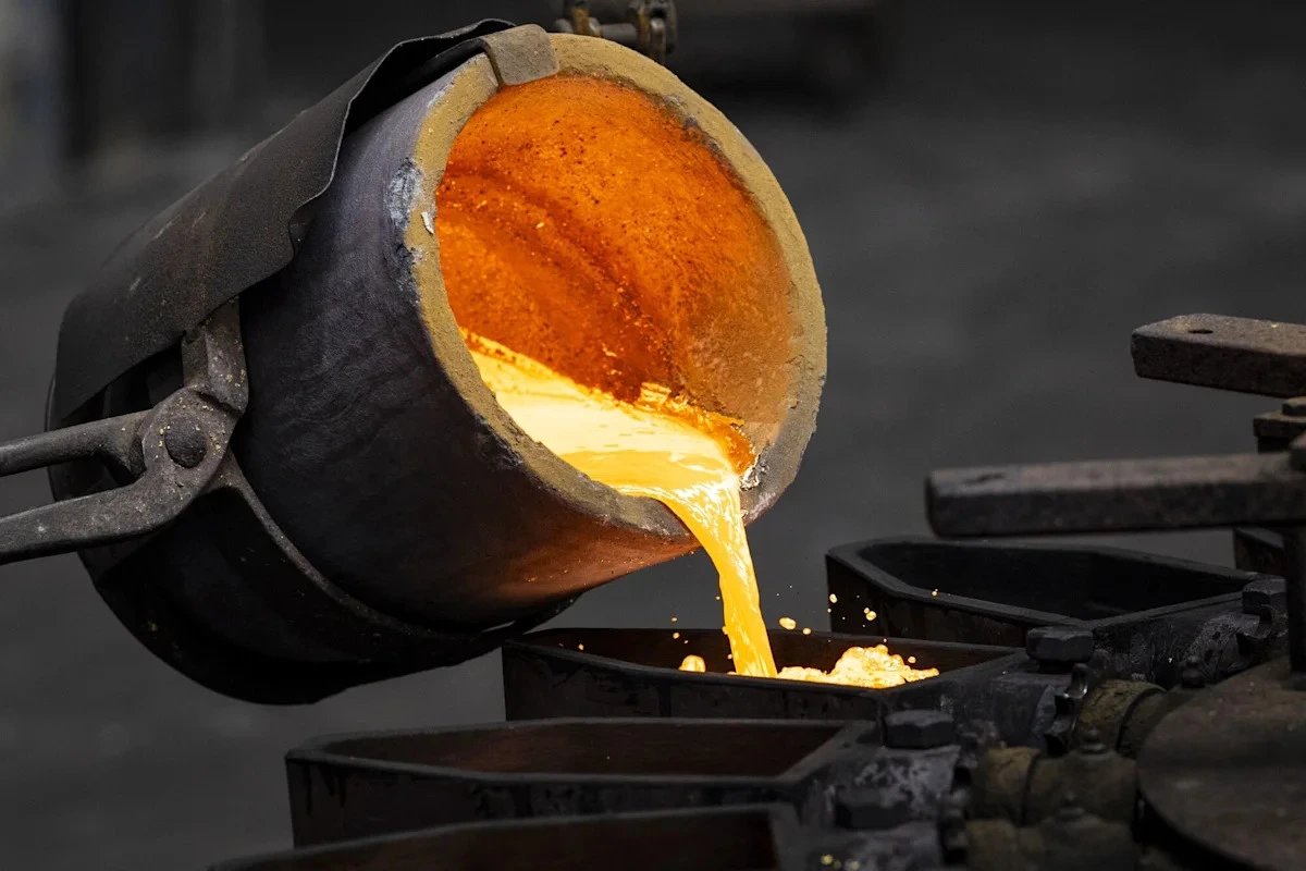 Gold Holds Near Three-Month High as US Treasury Buybacks Spur Debasement Trade