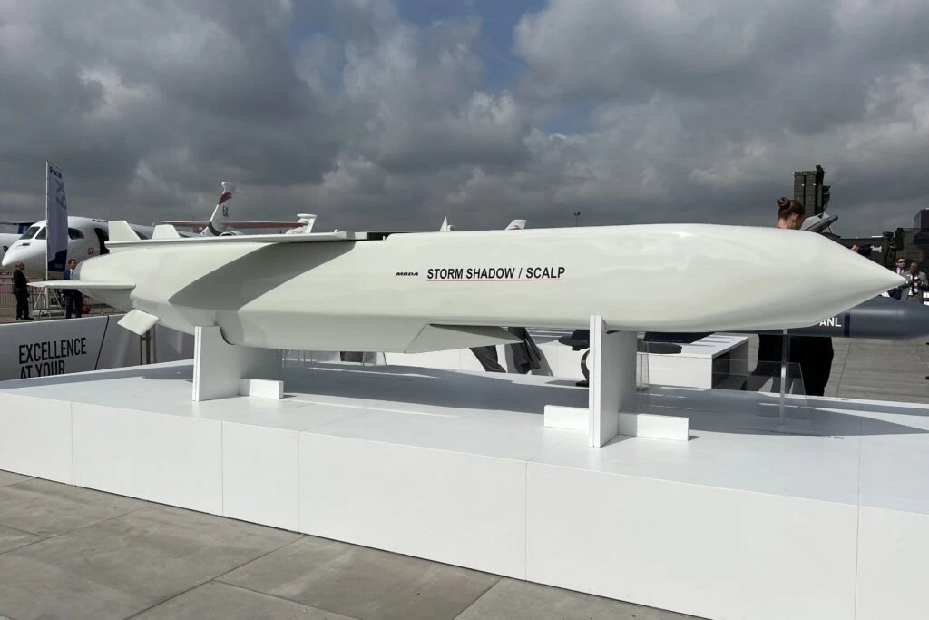 Великобритания согласилась передать Украине чертежи ракет Storm Shadow