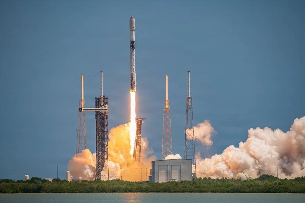 SpaceX Starlink constellation passes 11,000 satellites in orbit