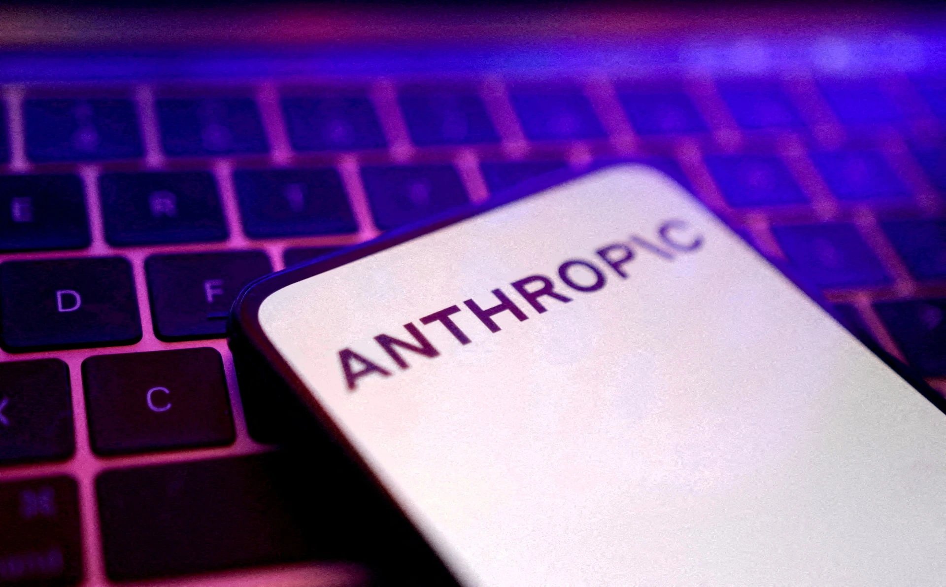 US judge blocks Pentagon blacklisting of AI firm Anthropic