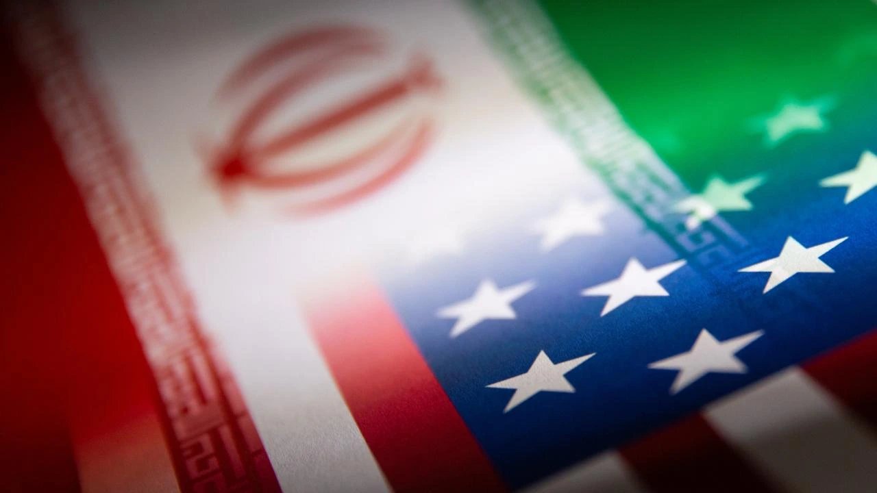 Иран призвал все страны не применять новые санкции США
