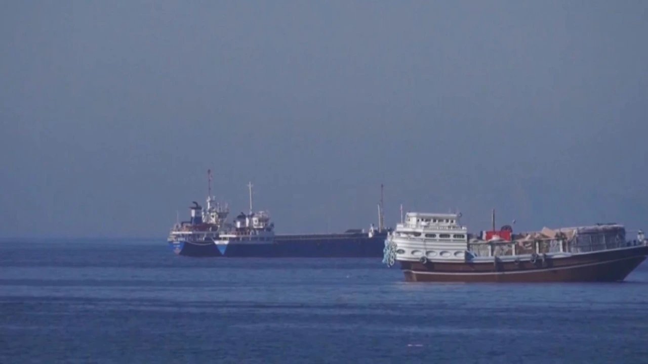 ИМО: 400 судов заблокированы в Персидском заливе, на борту 6 тысяч моряков