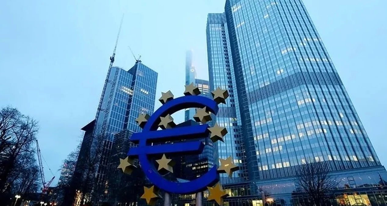 ЕЦБ может повысить ставку в сентябре при инфляции в еврозоне 2,9%