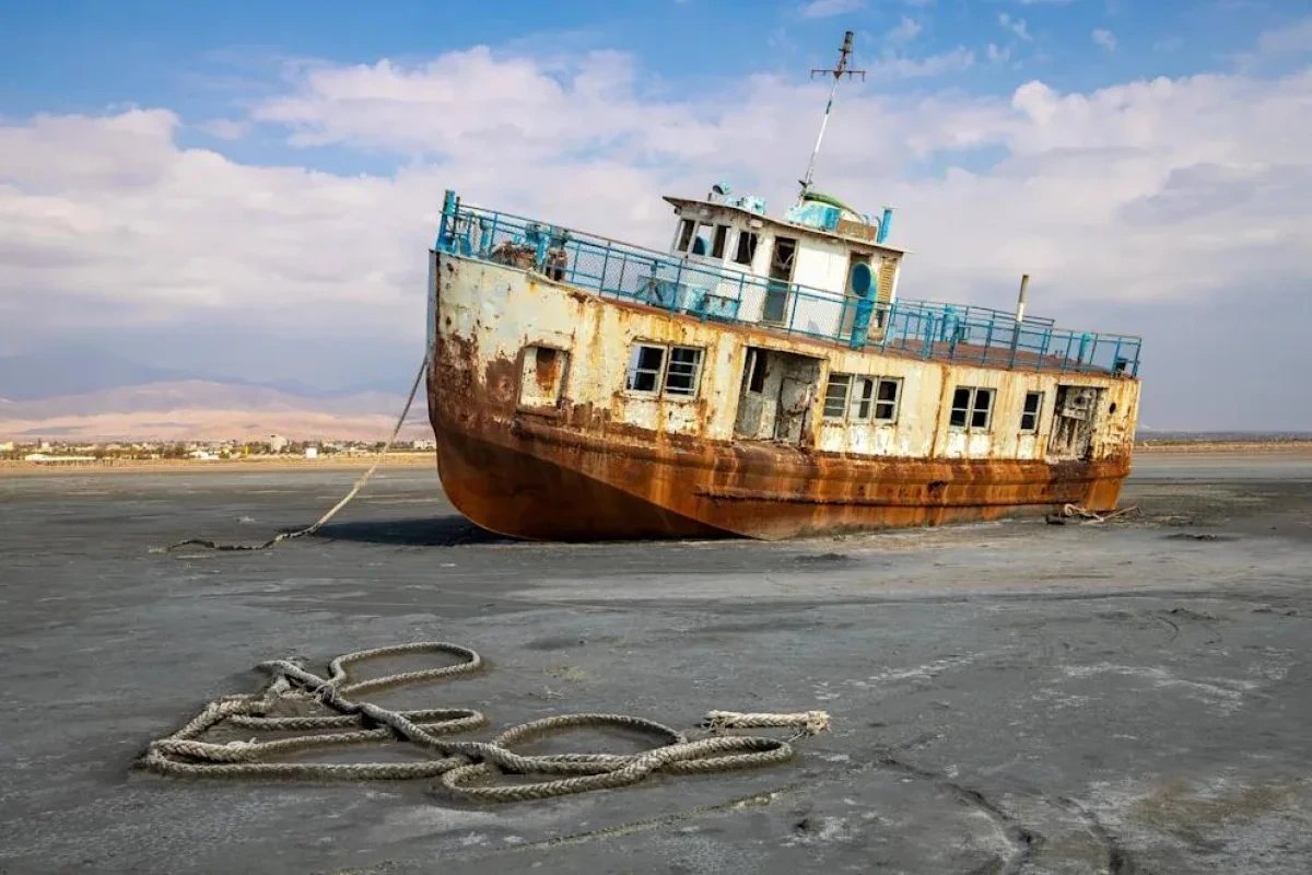 Caspian Sea could drop 21 meters by 2100, threatening ports and fisheries