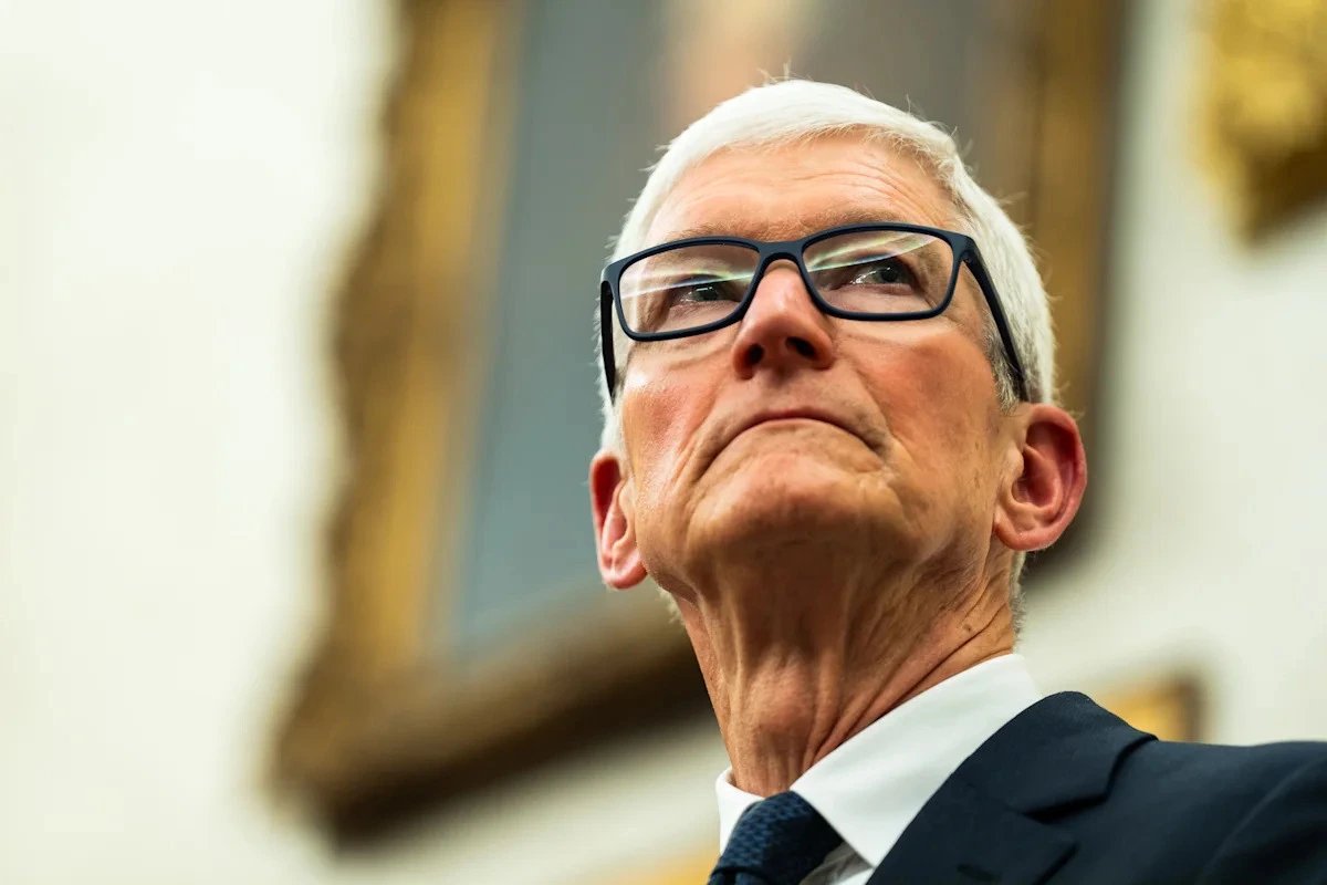 Apple CEO Tim Cook to step down Sept. 1, John Ternus to take over