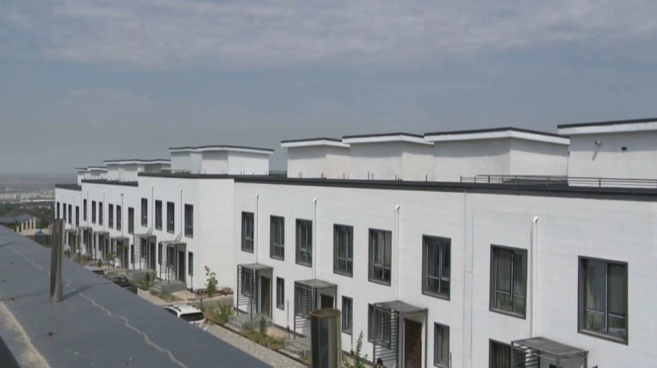 Almaty developer sold 28 paid-off homes to third parties, leaving buyers with 1.4 billion tenge bank debt