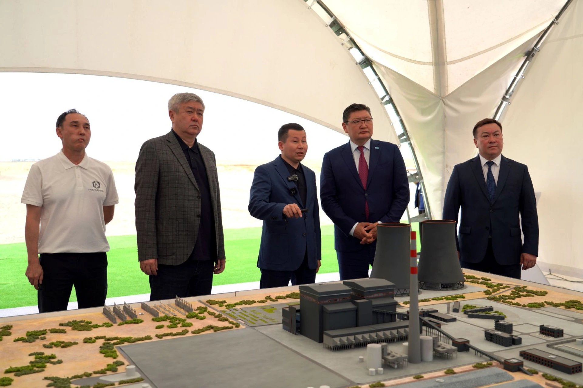 Kazakhstan approves 881 billion tenge Kurchatov power plant investment