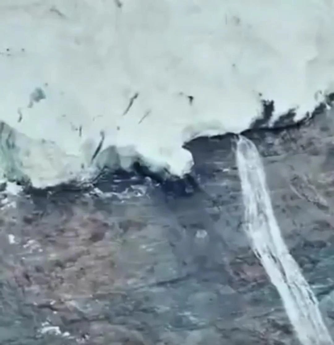 China warns glacier on Nepal border may collapse, triggering new floods