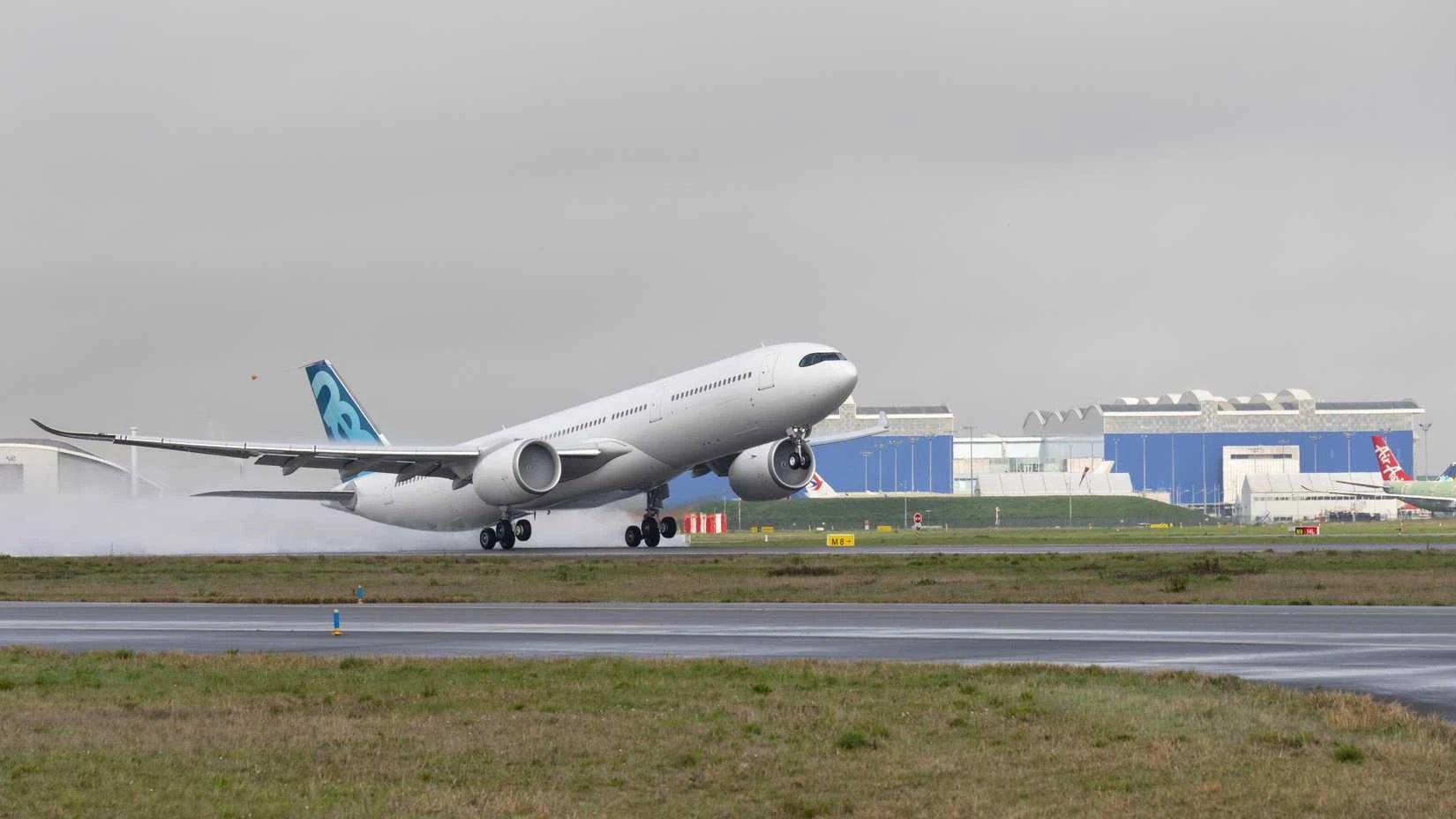 American Airlines 65 кең фюзеляжды ұшаққа тапсырыс беруге жақын, бұл Boeing дәуірін аяқтауы мүмкін